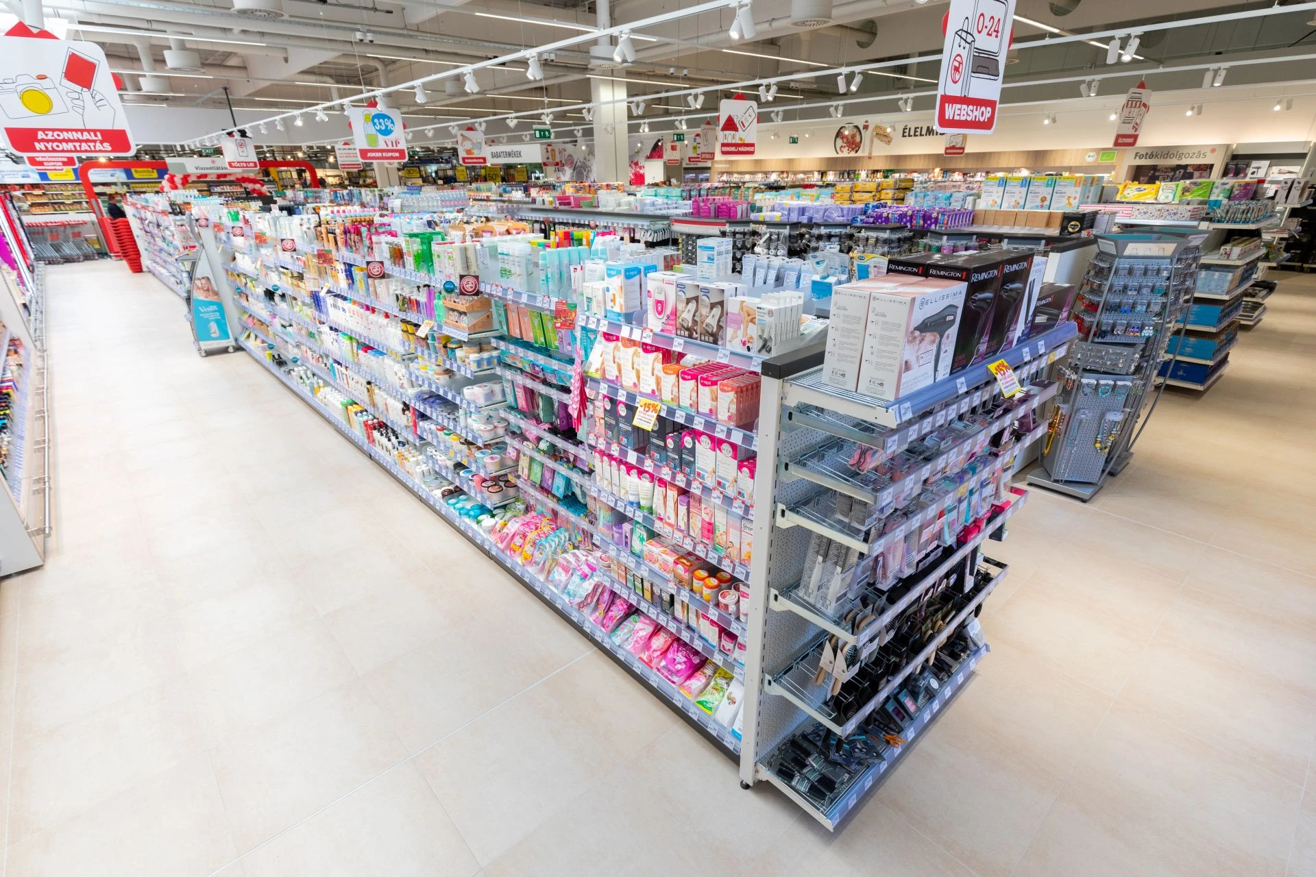 Megnyílt az első shop-in-shop Rossmann üzlet