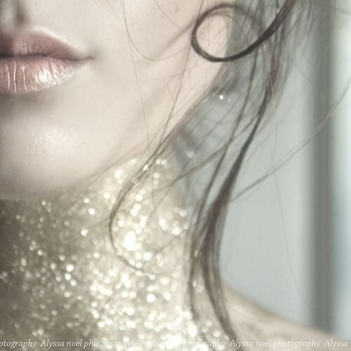 Szivárványillatú csillám testfény (X)