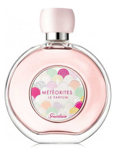 Az ikonikus púdergyöngyök parfümként debütálnak