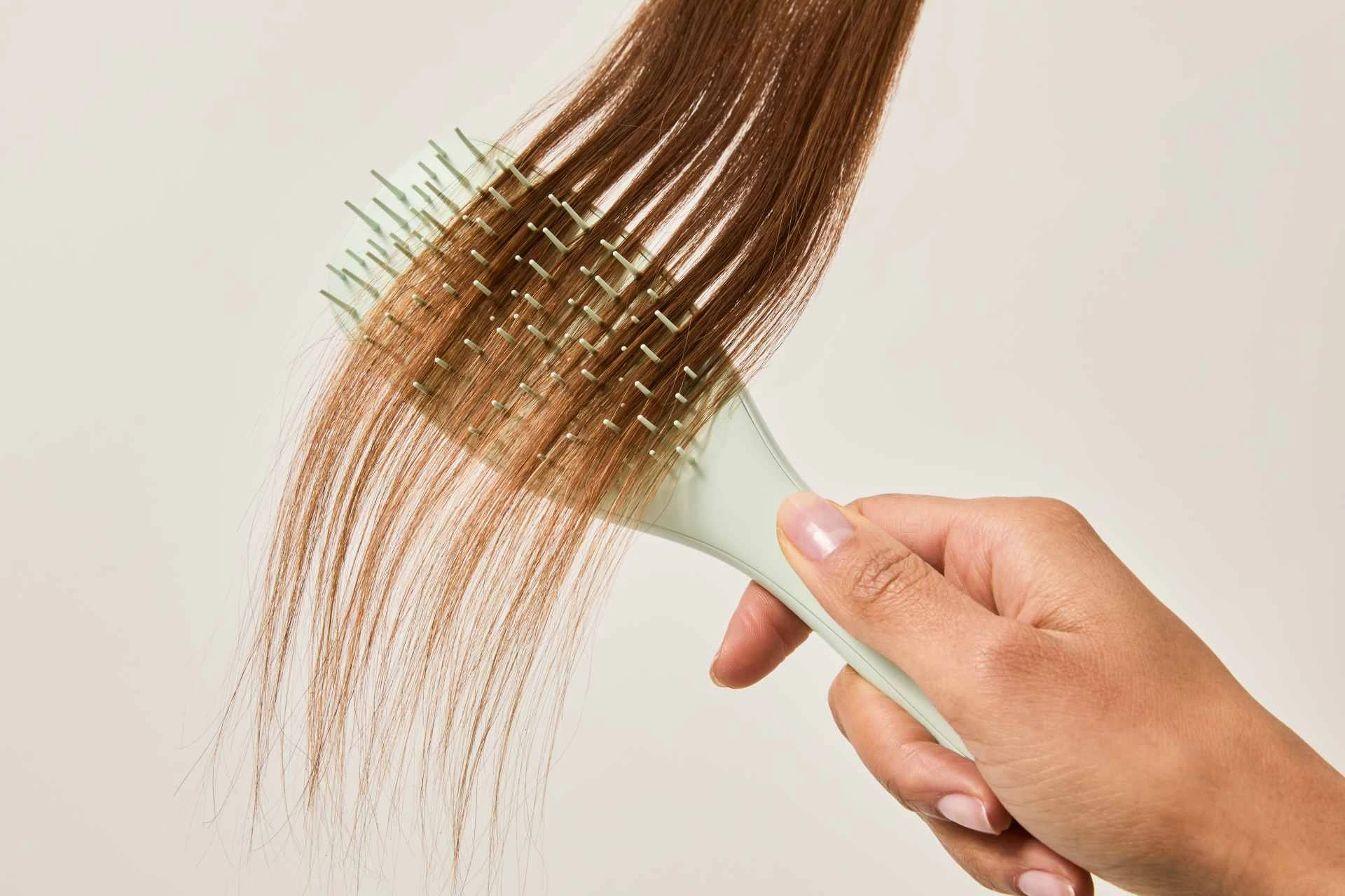 Több önbizalom, kevesebb hajhullás: megérkezett az új Tangle Teezer hajkefe, az Extra Gentle! (x)