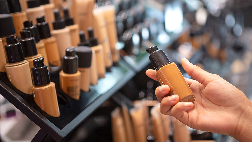 Ez a weboldal (tényleg) segít a megfelelő árnyalatú alapozó kiválasztásában