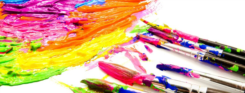 Totális őrület: teljes smink csak művészkellékekkel