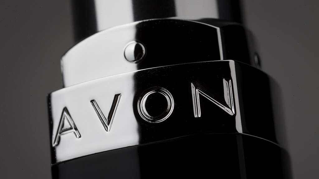 Az AVON higiénés csomagokkal segíti a koronavírus járvány miatt leginkább veszélyeztetett helyzetben lévő Tanácsadóit