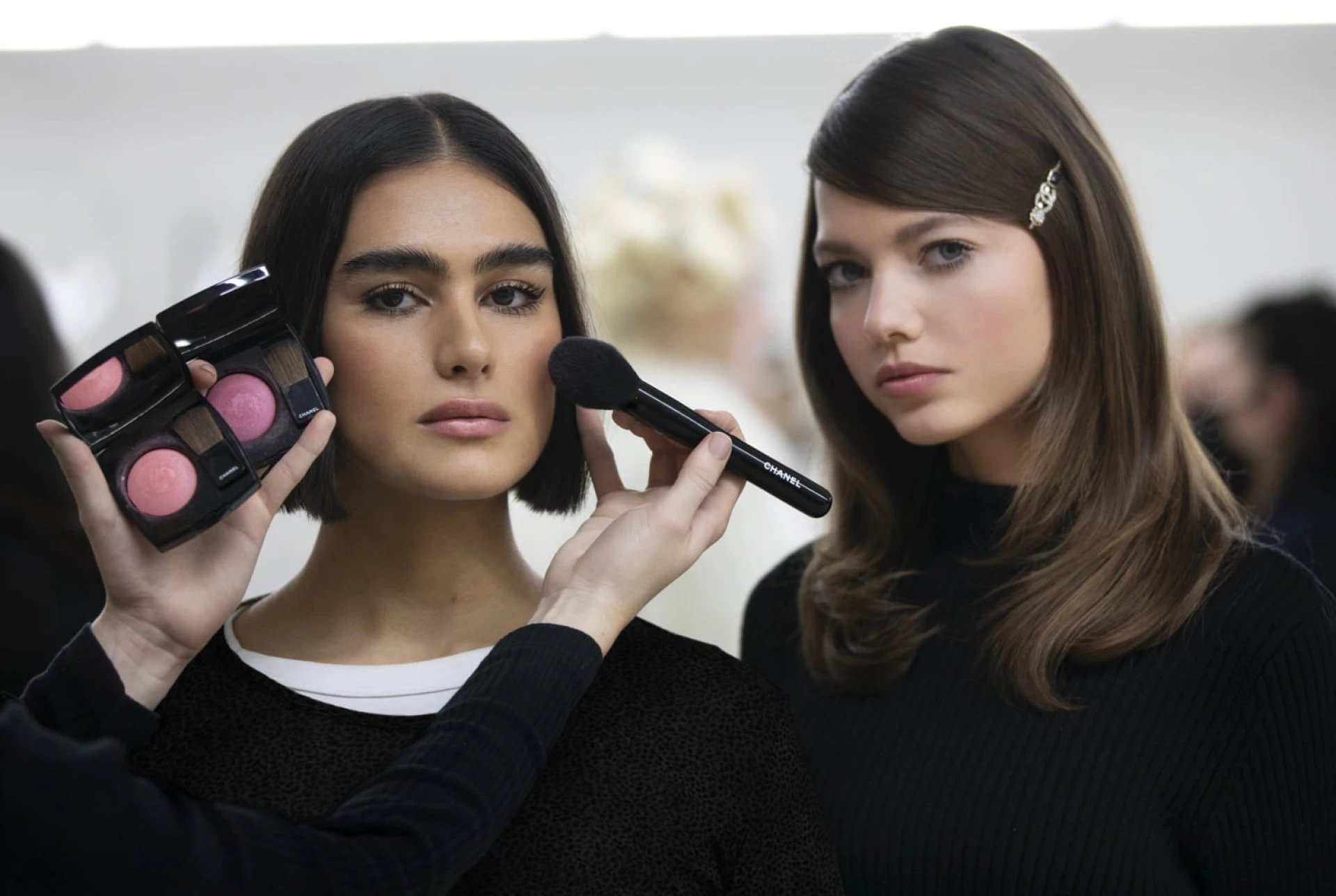 Szépségtippek a Chanel párizsi divatbemutatójáról
