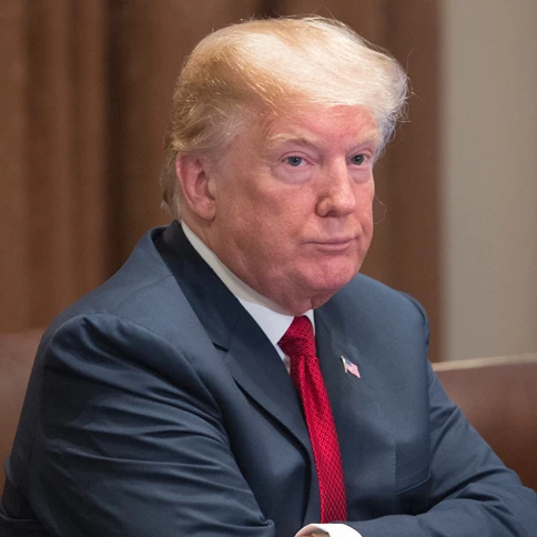 Donald Trump pepije nem bírta a szelet (videó)