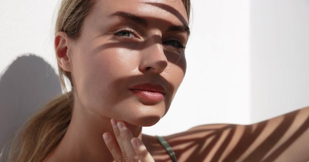 Sminkelés és fényvédelem? Így hangold össze az UV-védelmet az alapozóddal!
