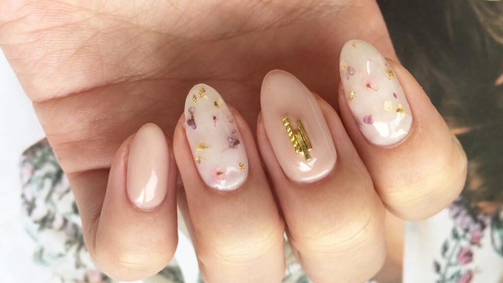 Japán körömdivat tavaszra hangolva