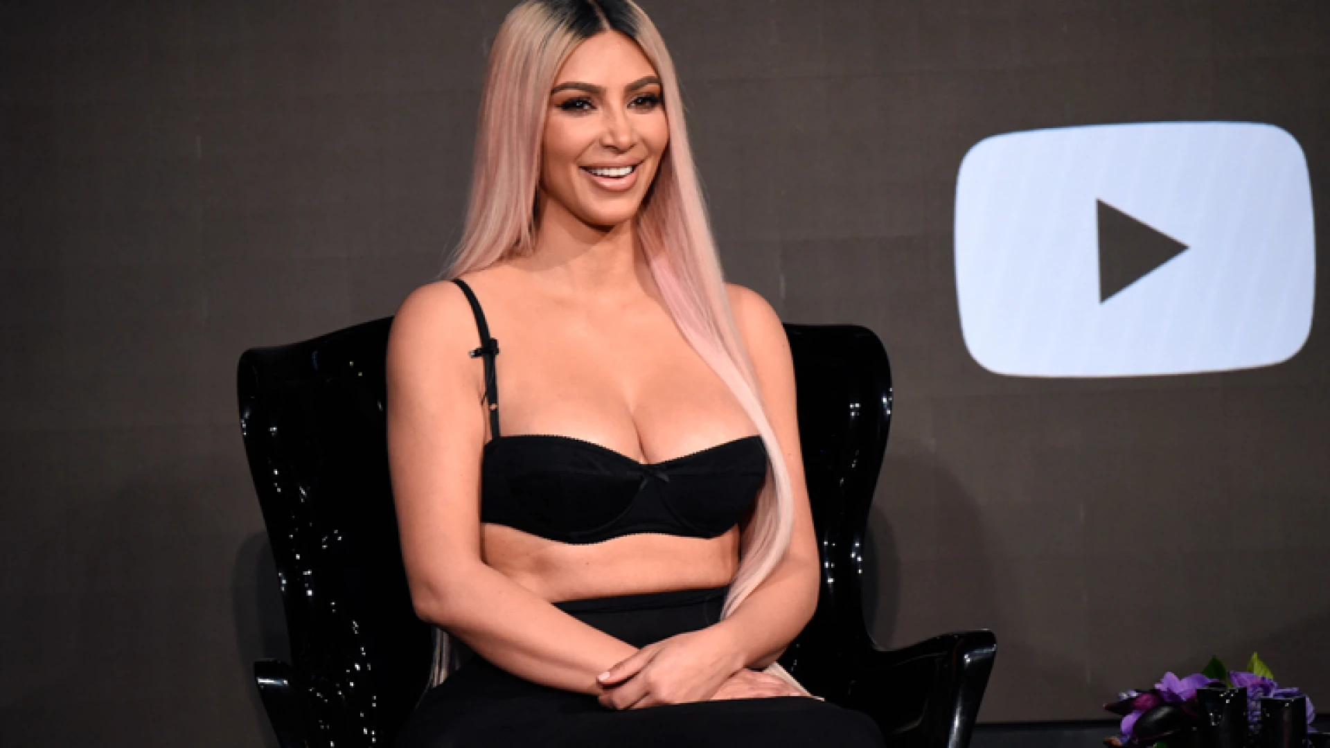 Kim Kardashian végrendeletében külön fejezet szól a sminkjéről