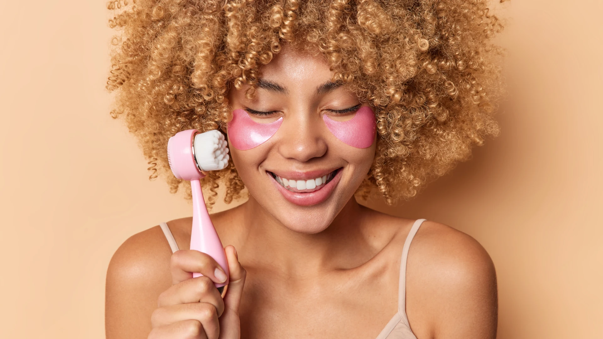 Itt egy szép könyv, ott egy szépítő kütyü – avagy beautykészülékek karácsonyra