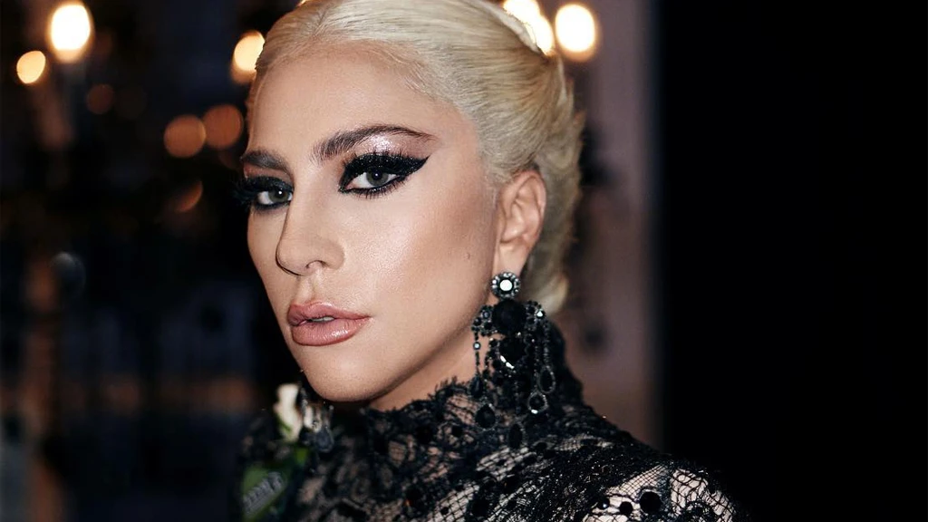 2019 elhozza Lady Gaga sminkmárkáját is
