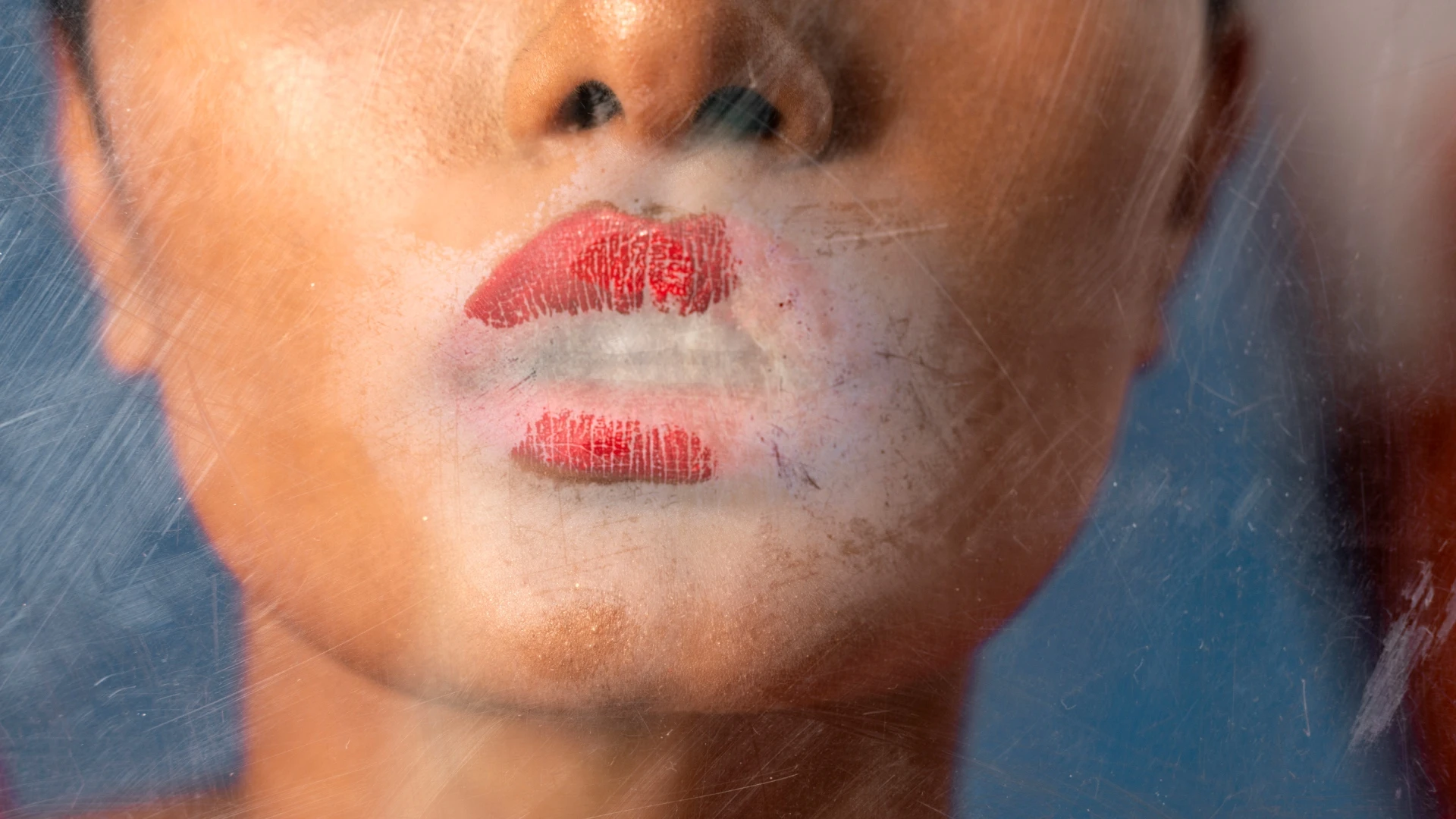 „Hagyd lélegezni a bőröd” – hasznos tanács vagy makacs tévhit?