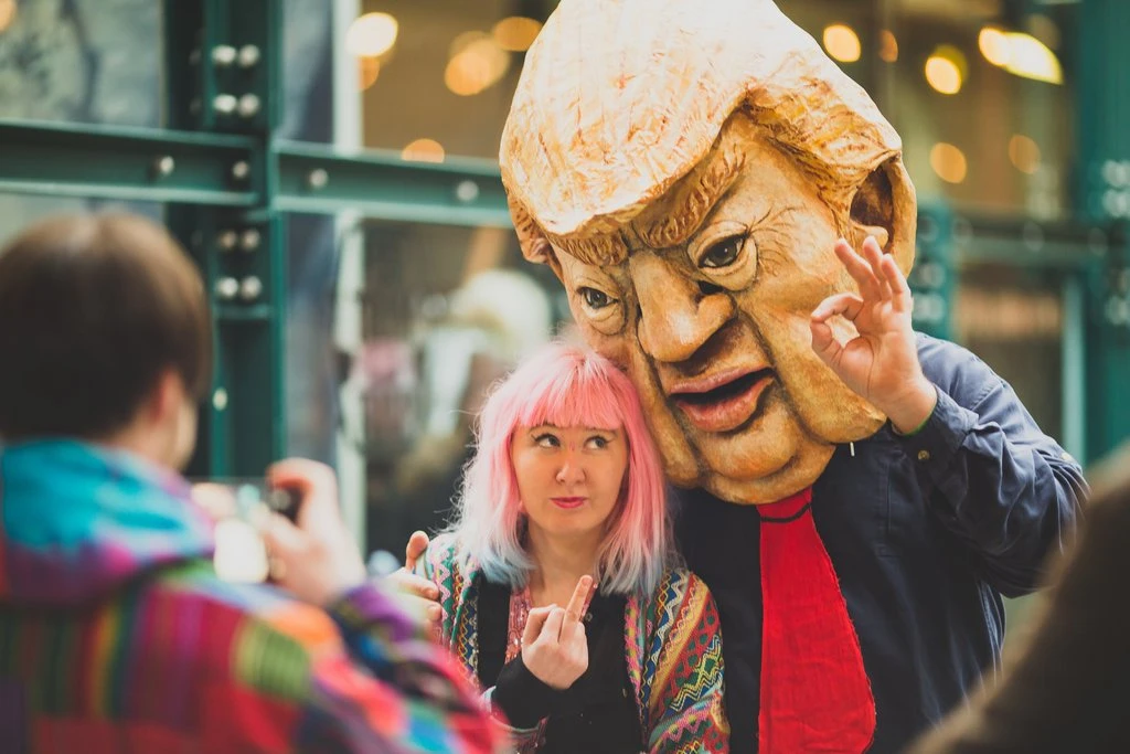 Trump hajmaszkkal lázad a Lush