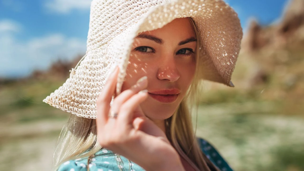 Tényleg gyógyítja a napfény az aknét?