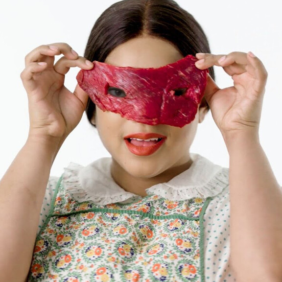 Így változtak az arcmaszkok az elmúlt 100 évben