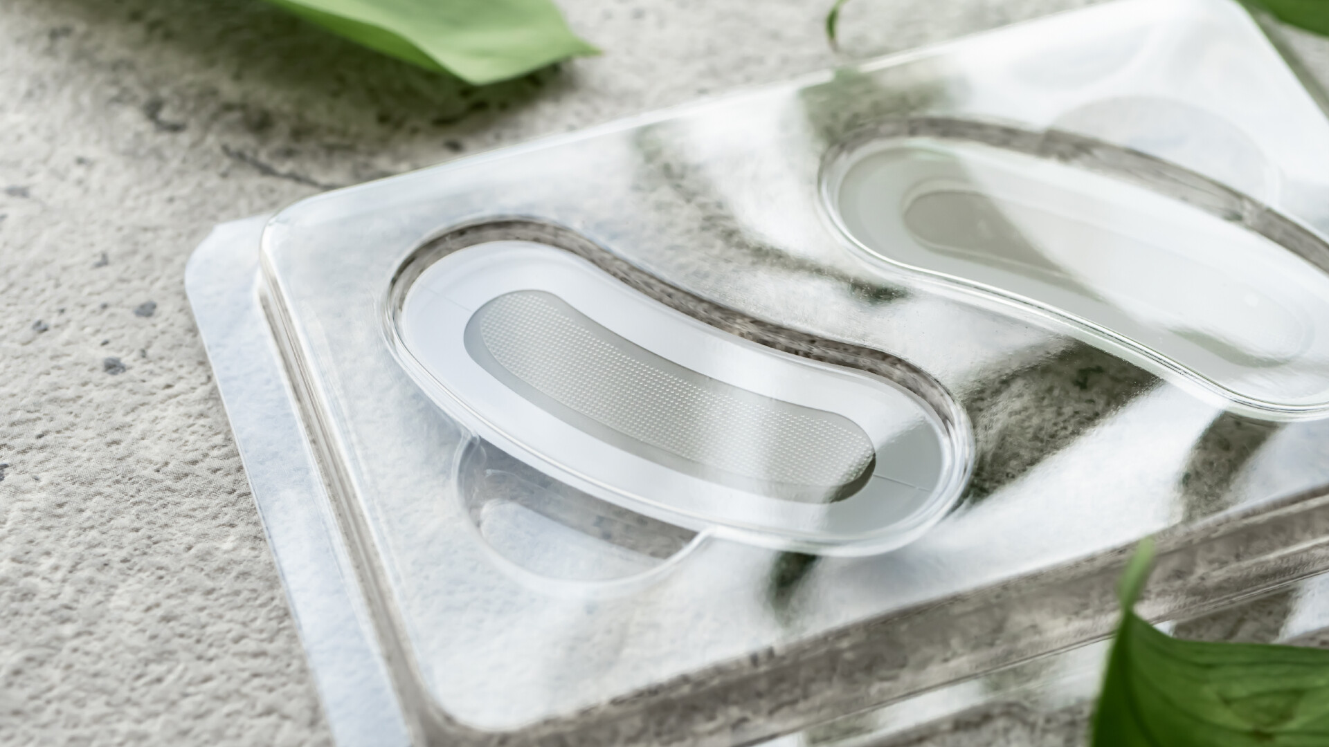 Mikrotűs tapaszok – Az otthoni bőrápolás új csodafegyverei