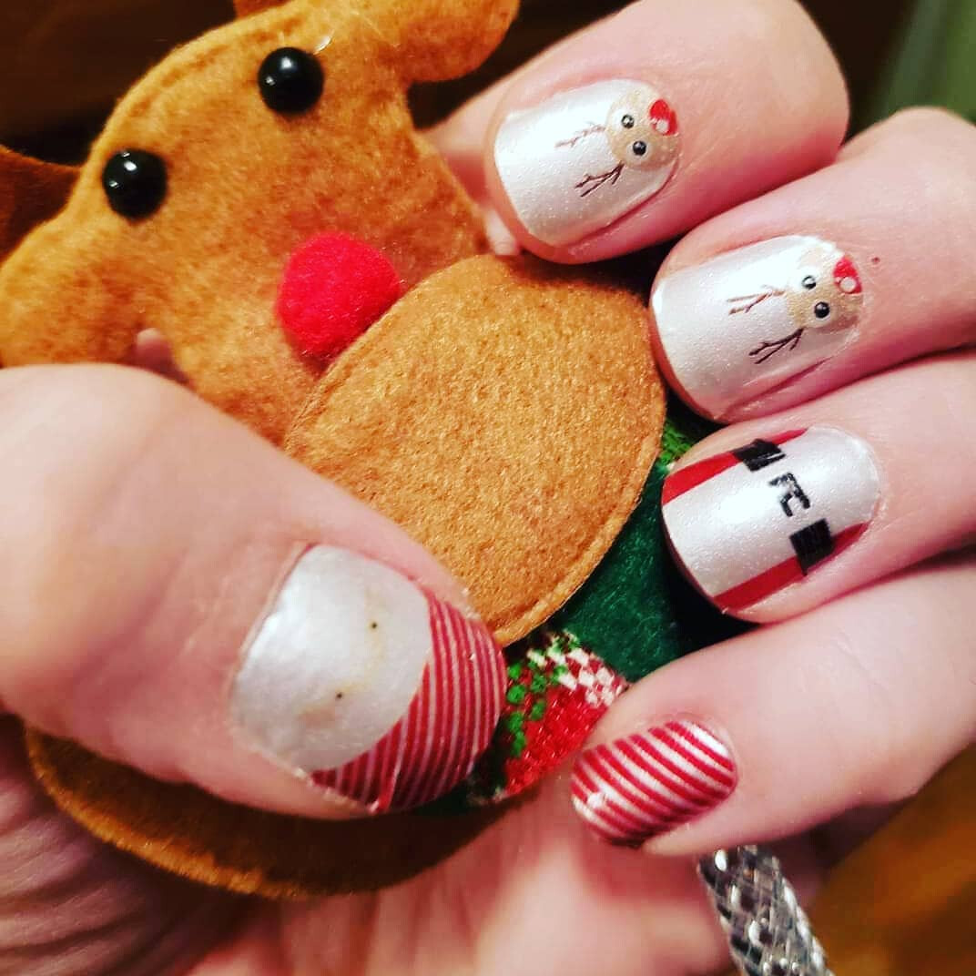 Mindjárt itt a Mikulás, a körmeid már rendben vannak?