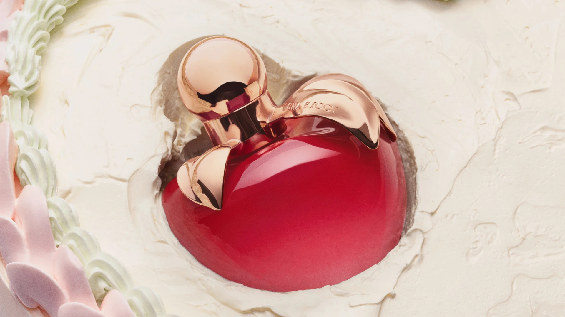 Boldog szülinapot, Nina! Pisztáciás parfümmel bővül az ikonikus illatcsalád