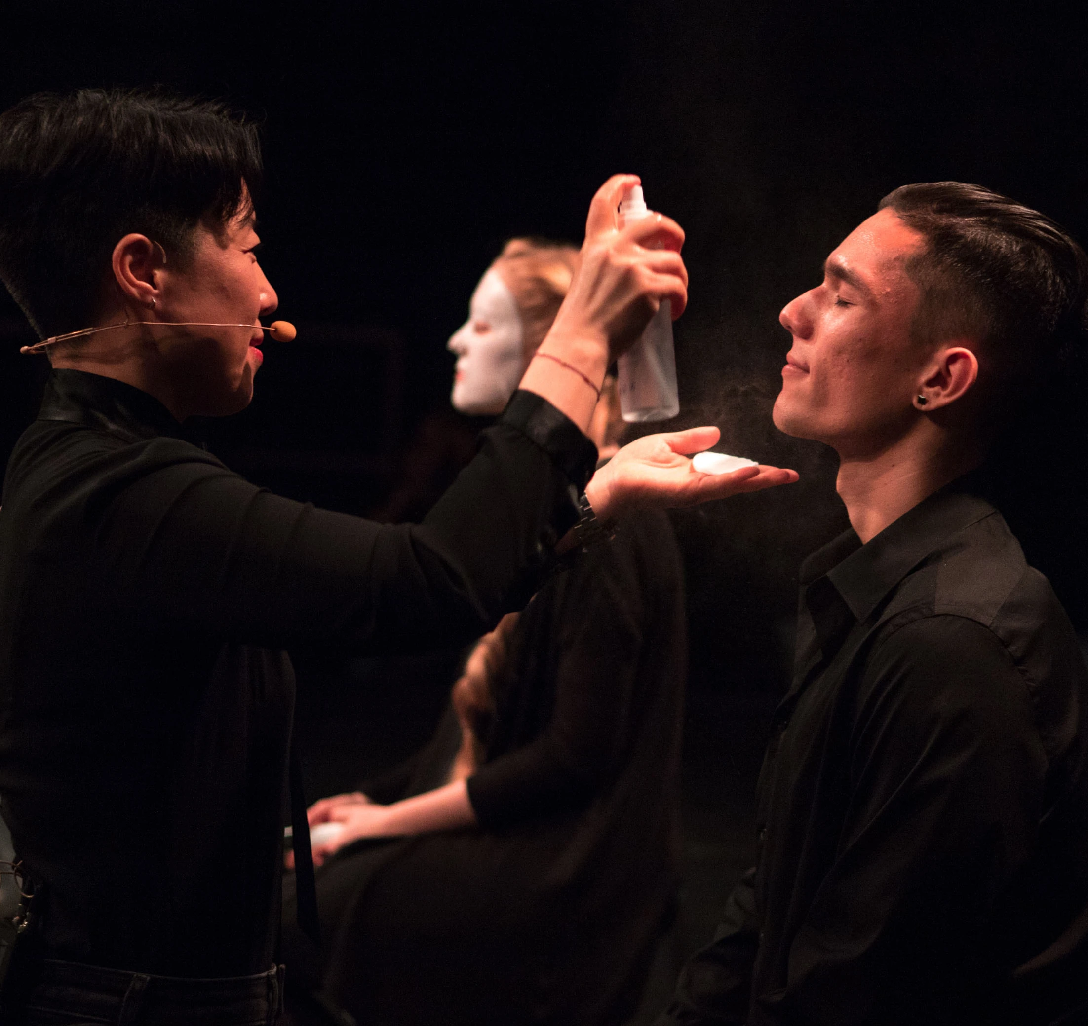 Ilyen termékeket használ egy k-beauty sminkmester