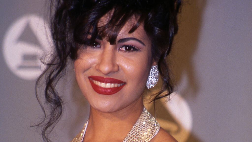 Érkezik a MAC második Selena kollekciója