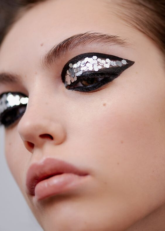 Szilveszteri szemsminkek a csillogás jegyében