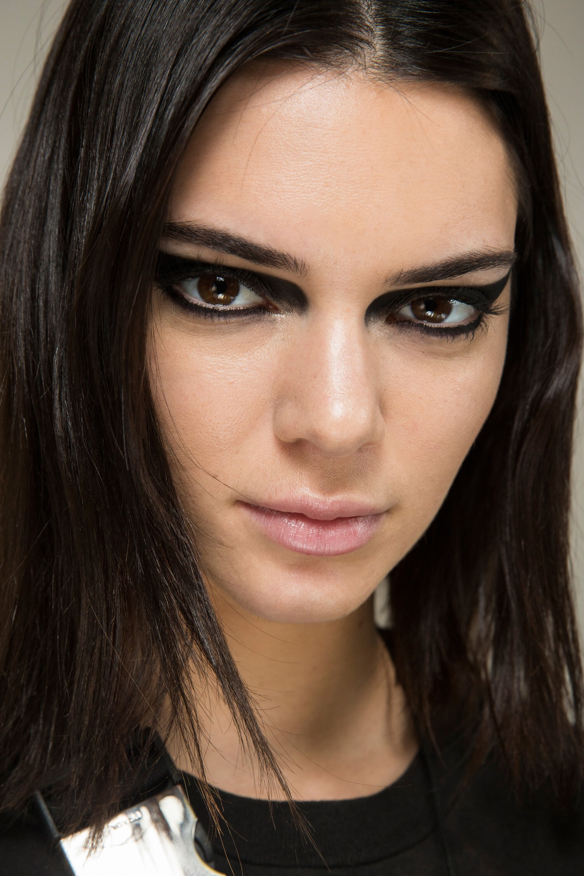 Füstös szemsmink trend a Milánói Divathétről