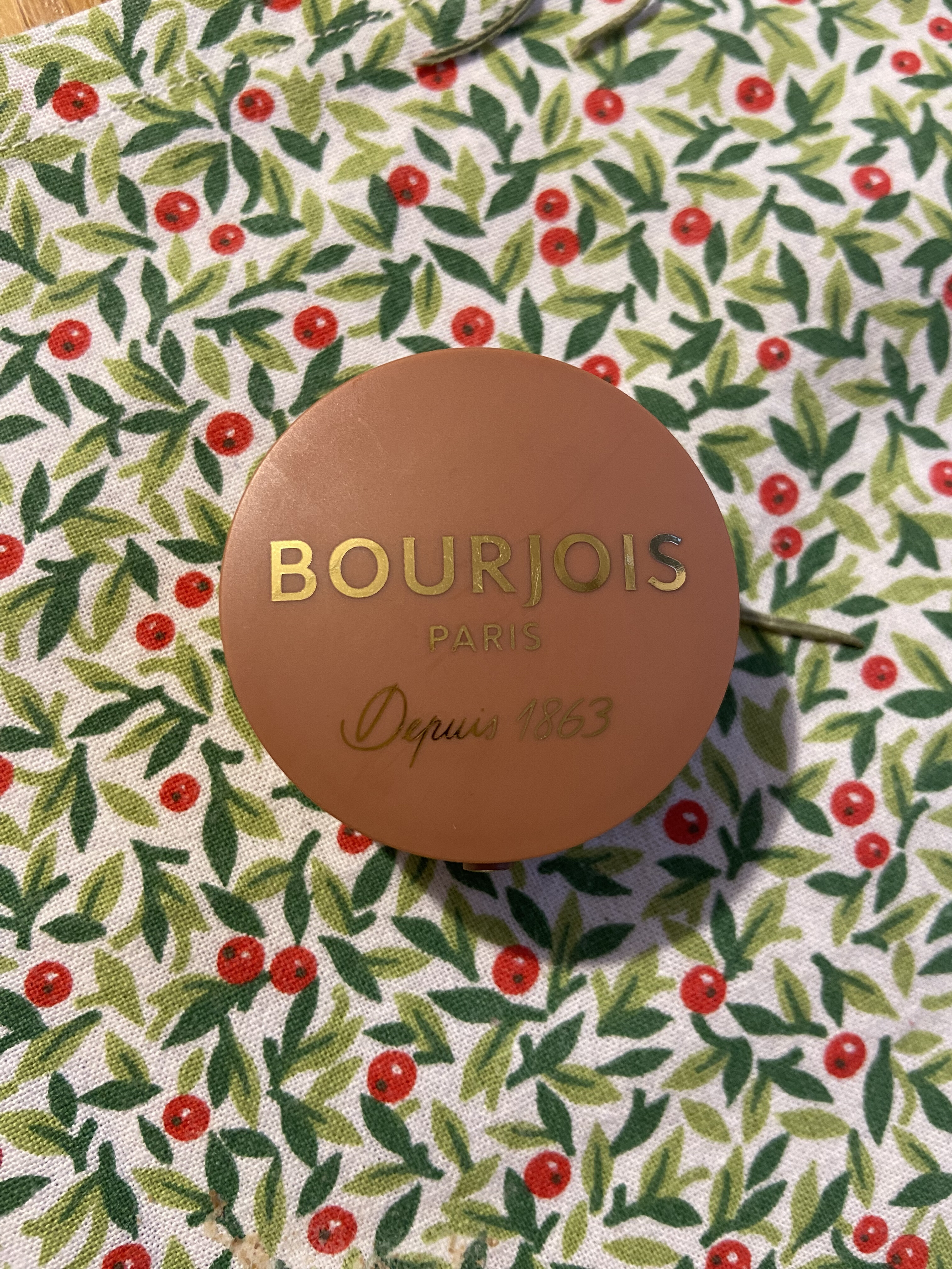 Bourjois pirosító-sienna árnyalat