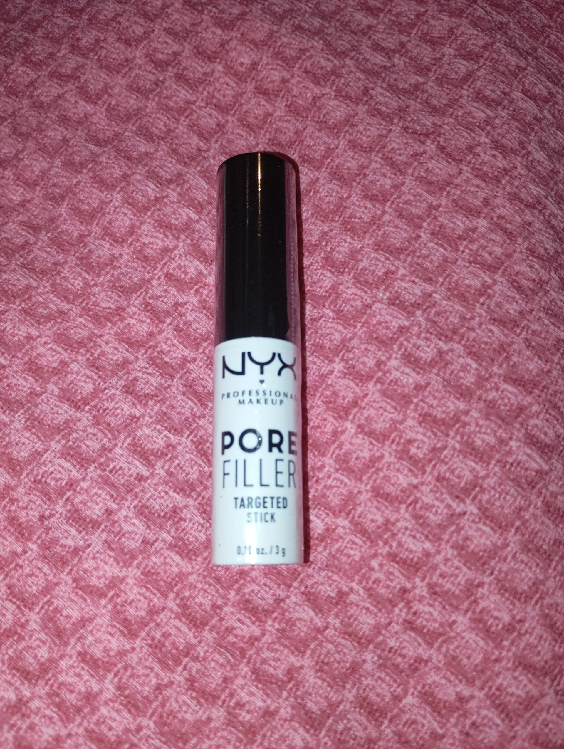 Celofános NYX pore filler stick
