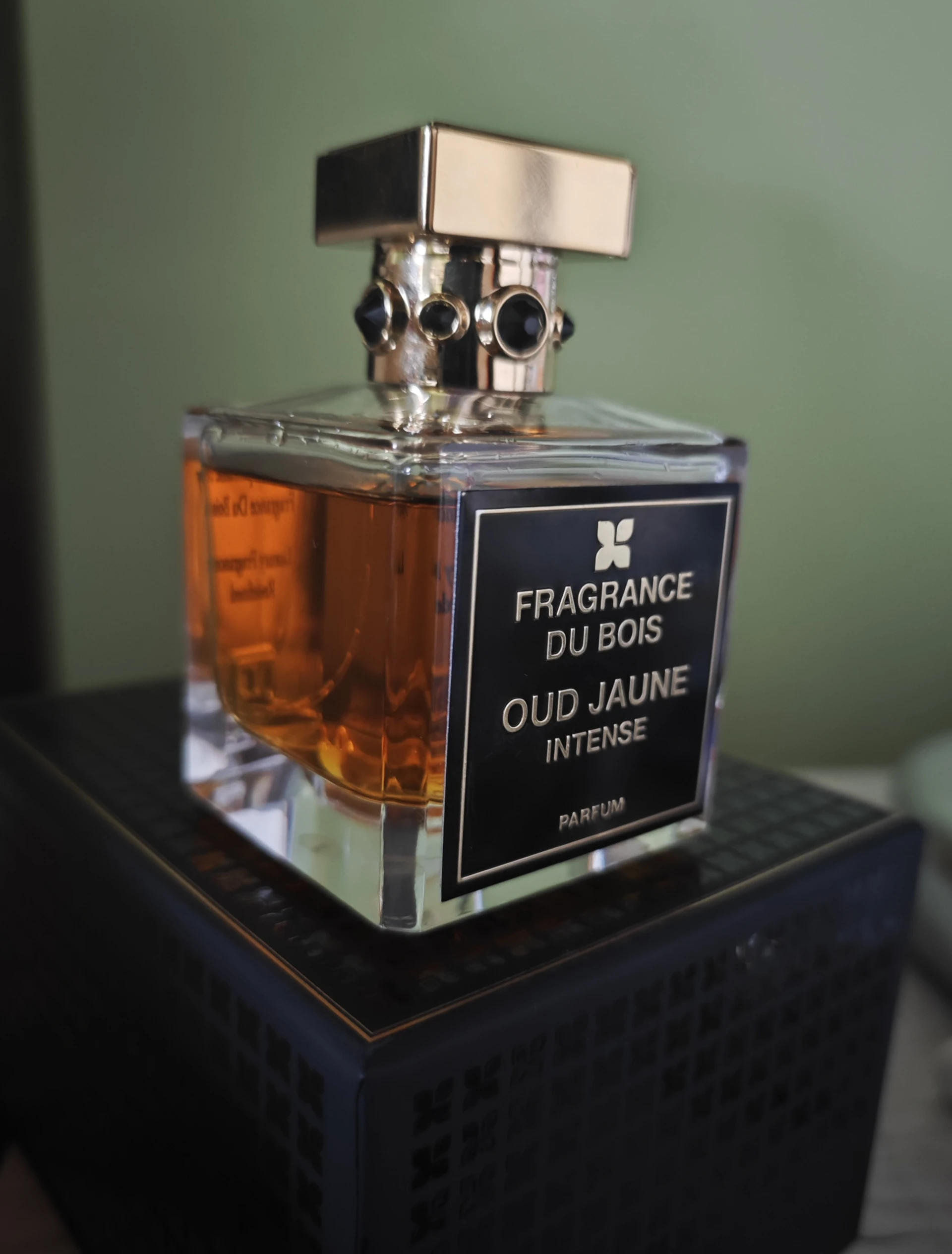 Fragrance Du Bois Oud Jaune Intense