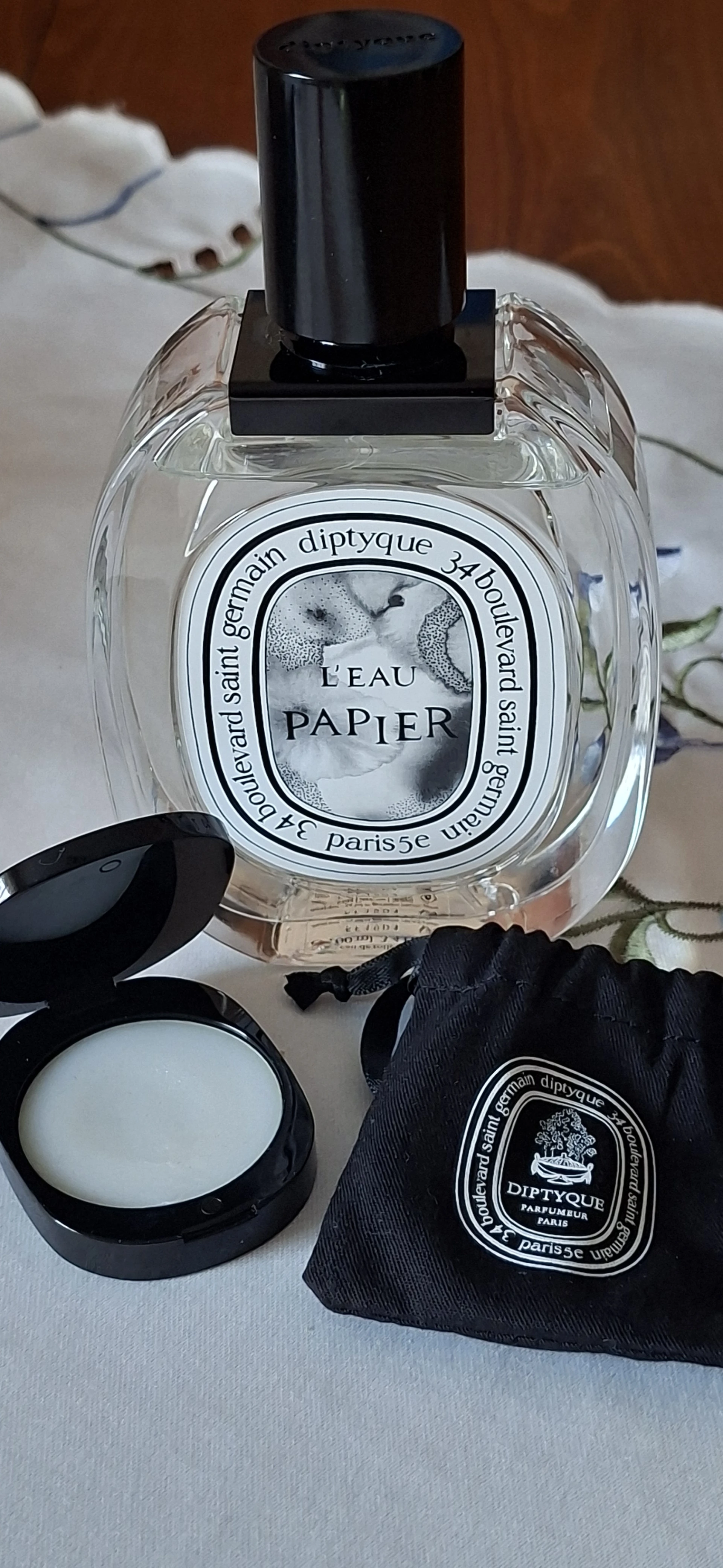 Diptyque Paris L'eau Papier + Solid tokkal, szütyővel