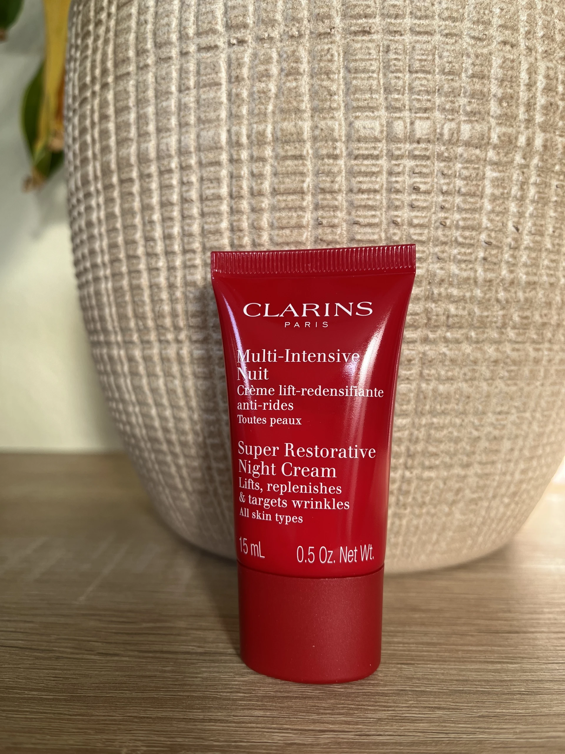Clarins Super Restorative Éjszakai Arcápoló Minden Bőrtípusra