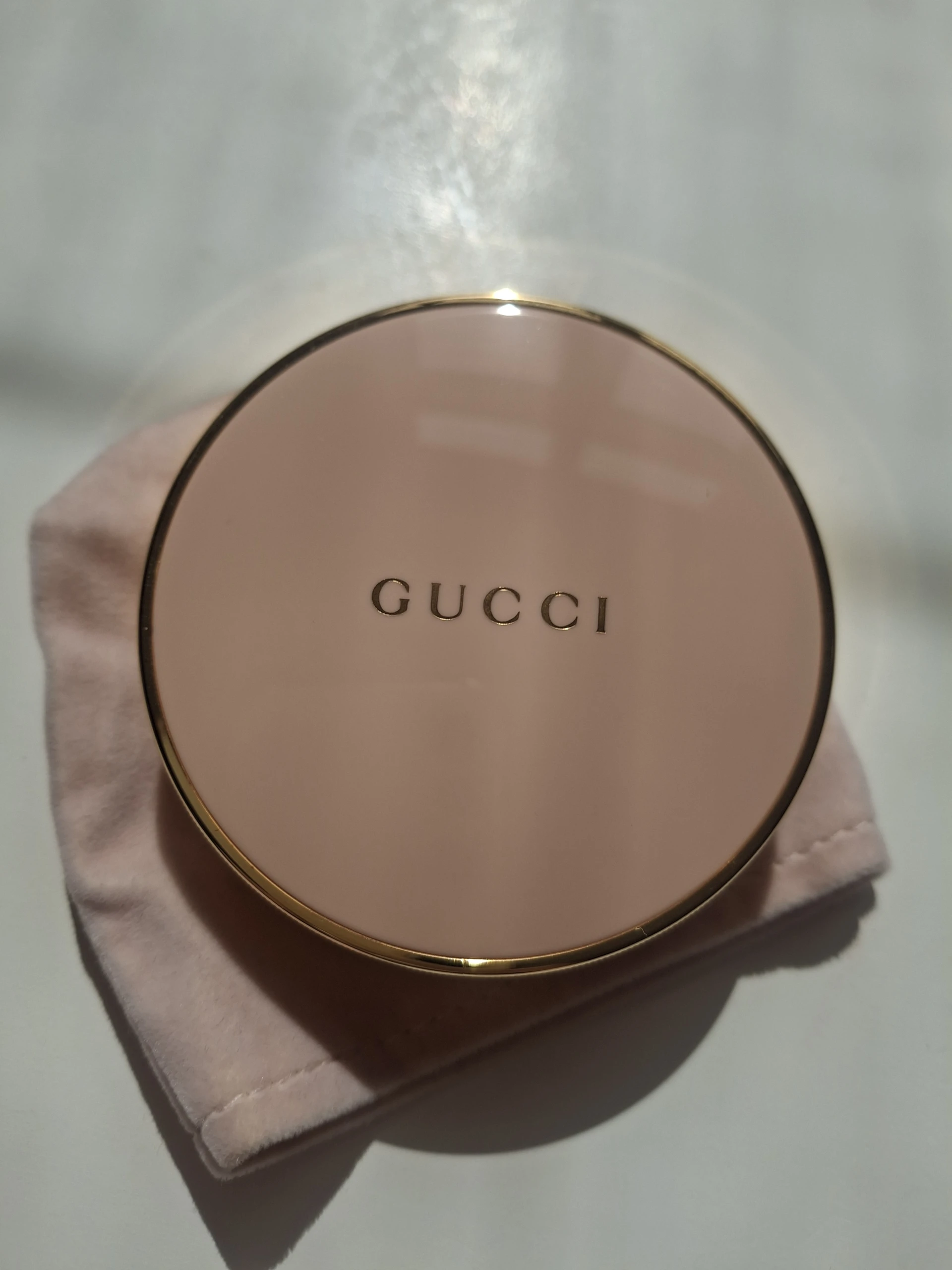 Gucci pùder