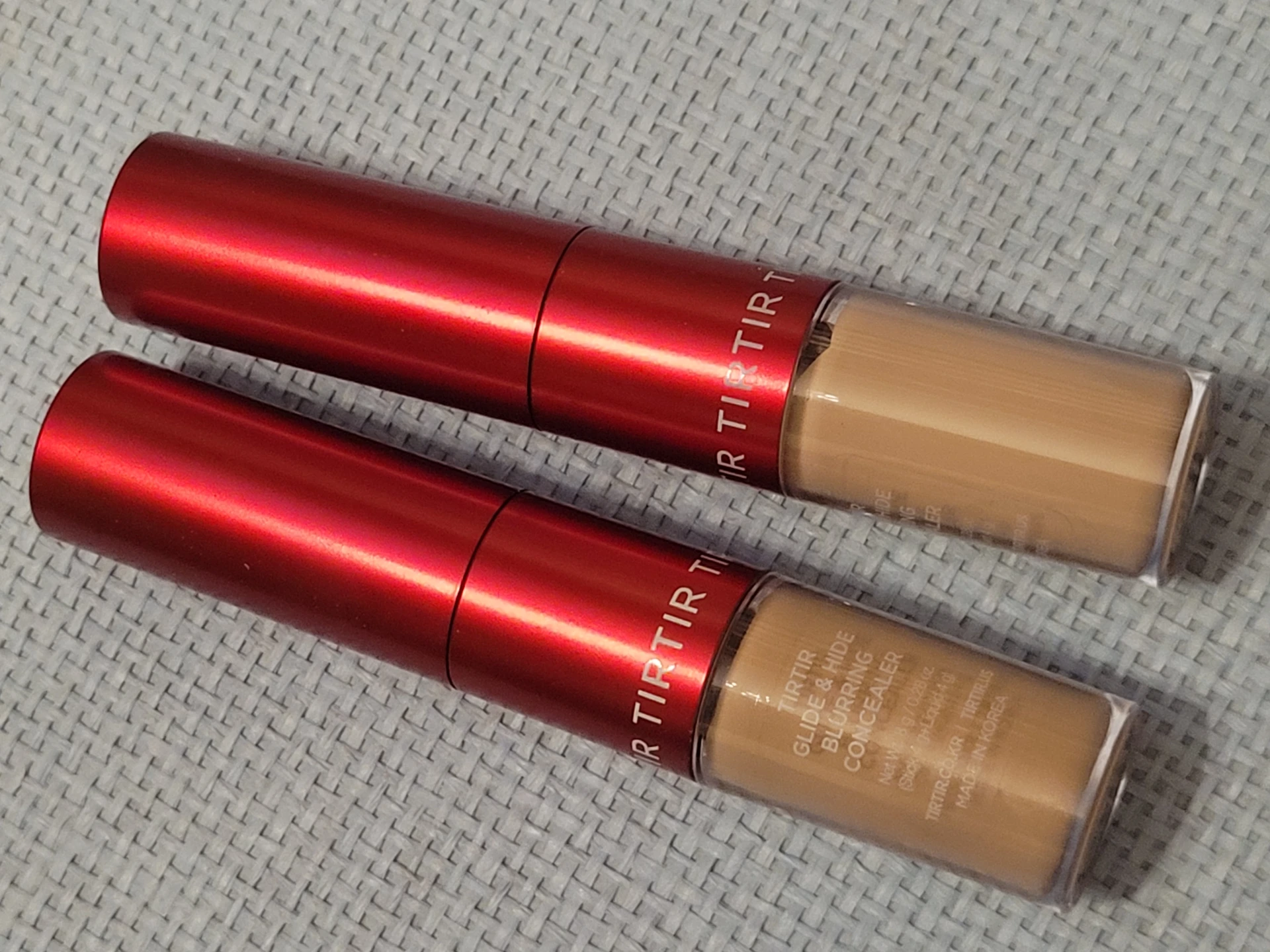 TIRTIR Glide & Hide Blurring Concealer