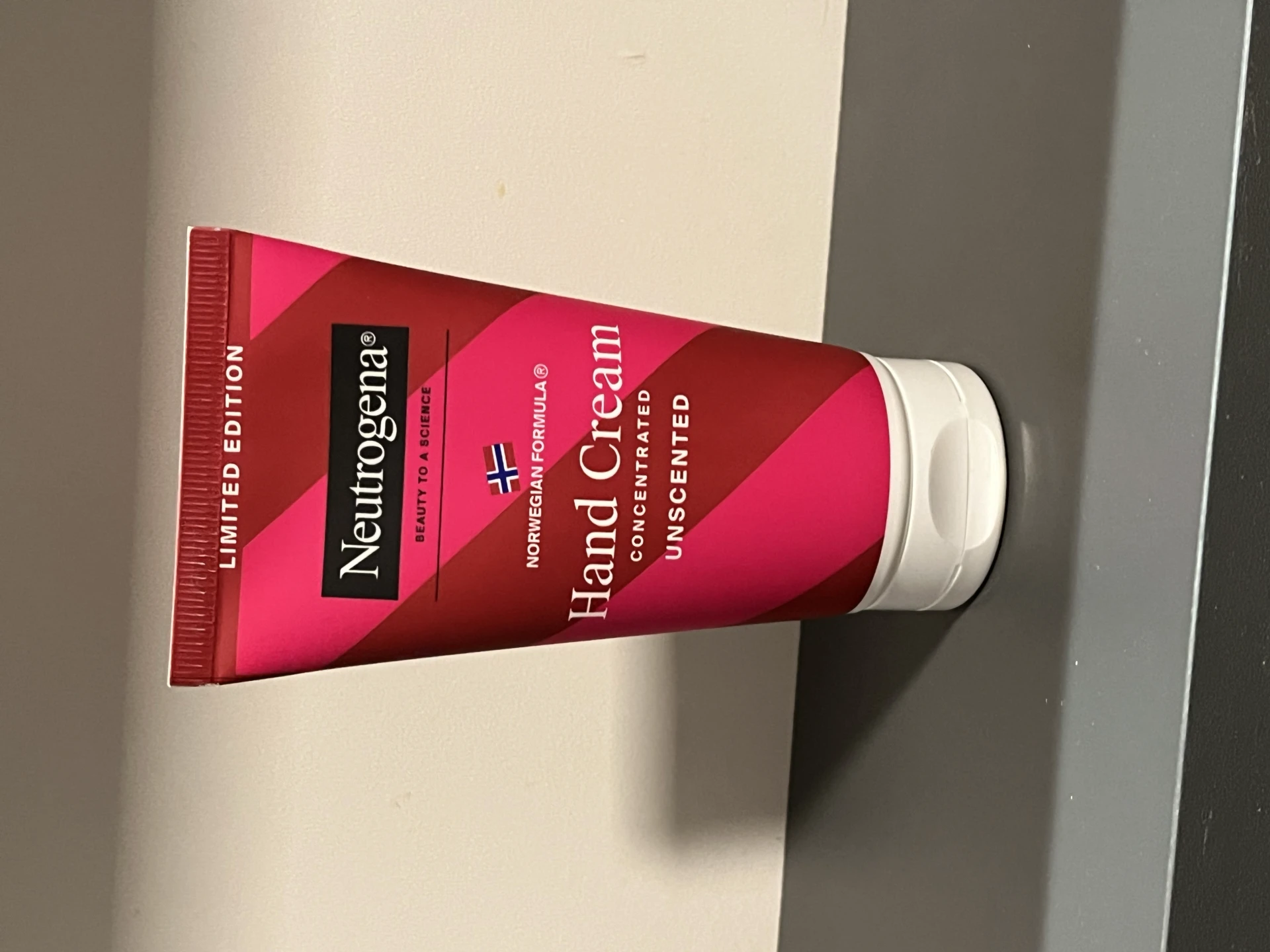 Neutrogena illatmentes kézkrém - 75 ml