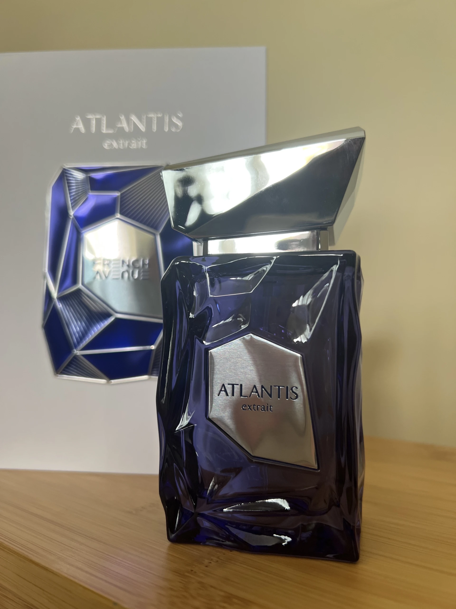 French Avenue Atlantis Extrait (Room 1015 Wavechild)