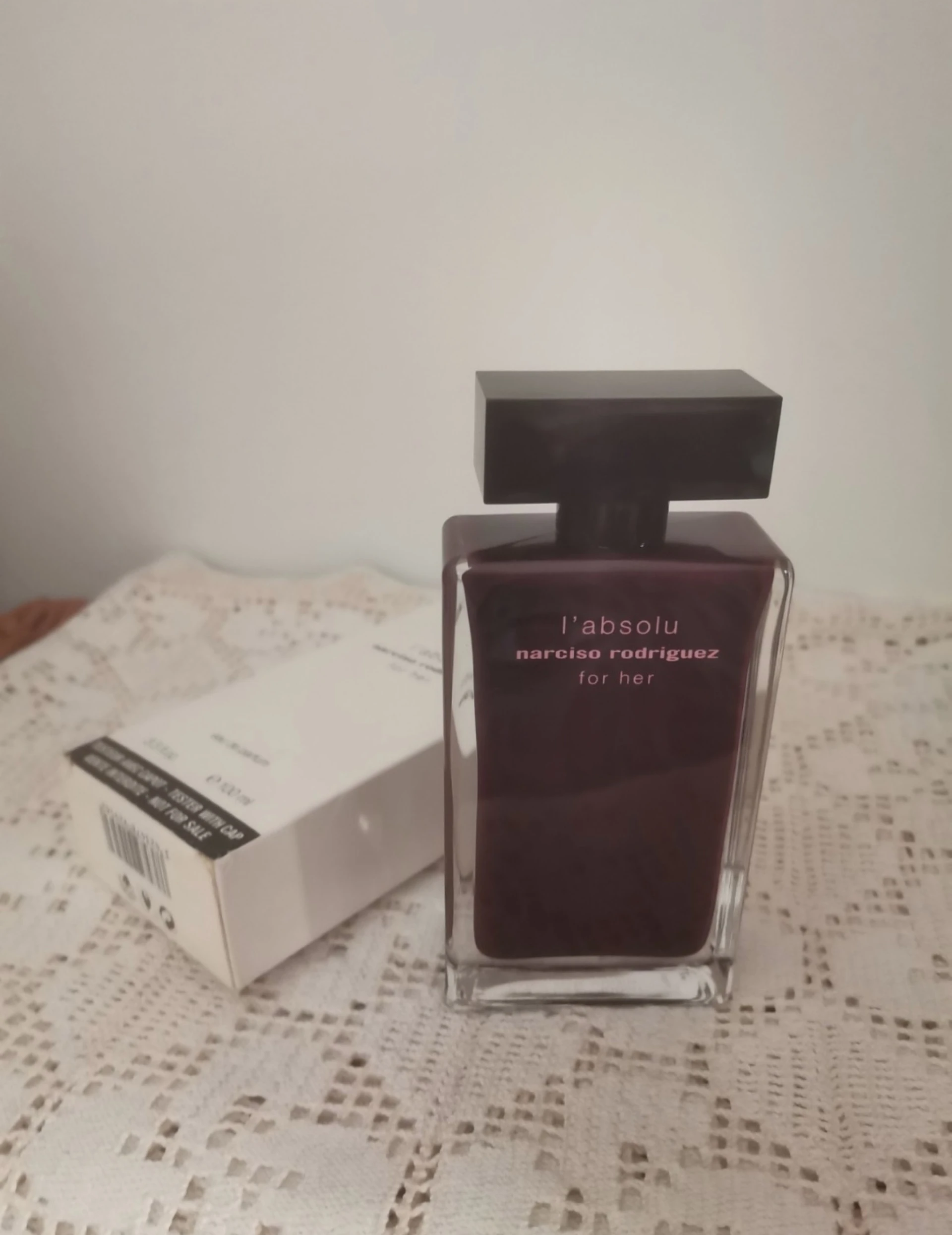 Narciso for her l' Absolu