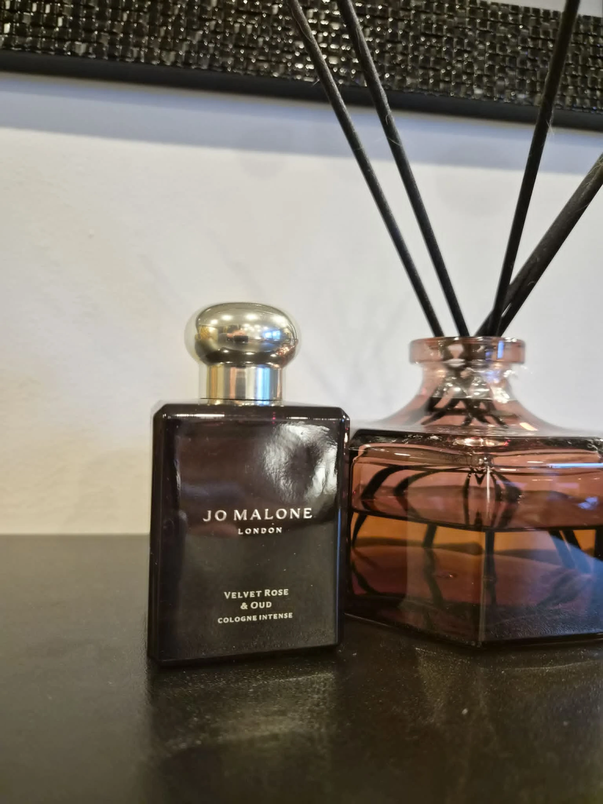 Jo Malone Velvet Rose & Oud Cologne Intense