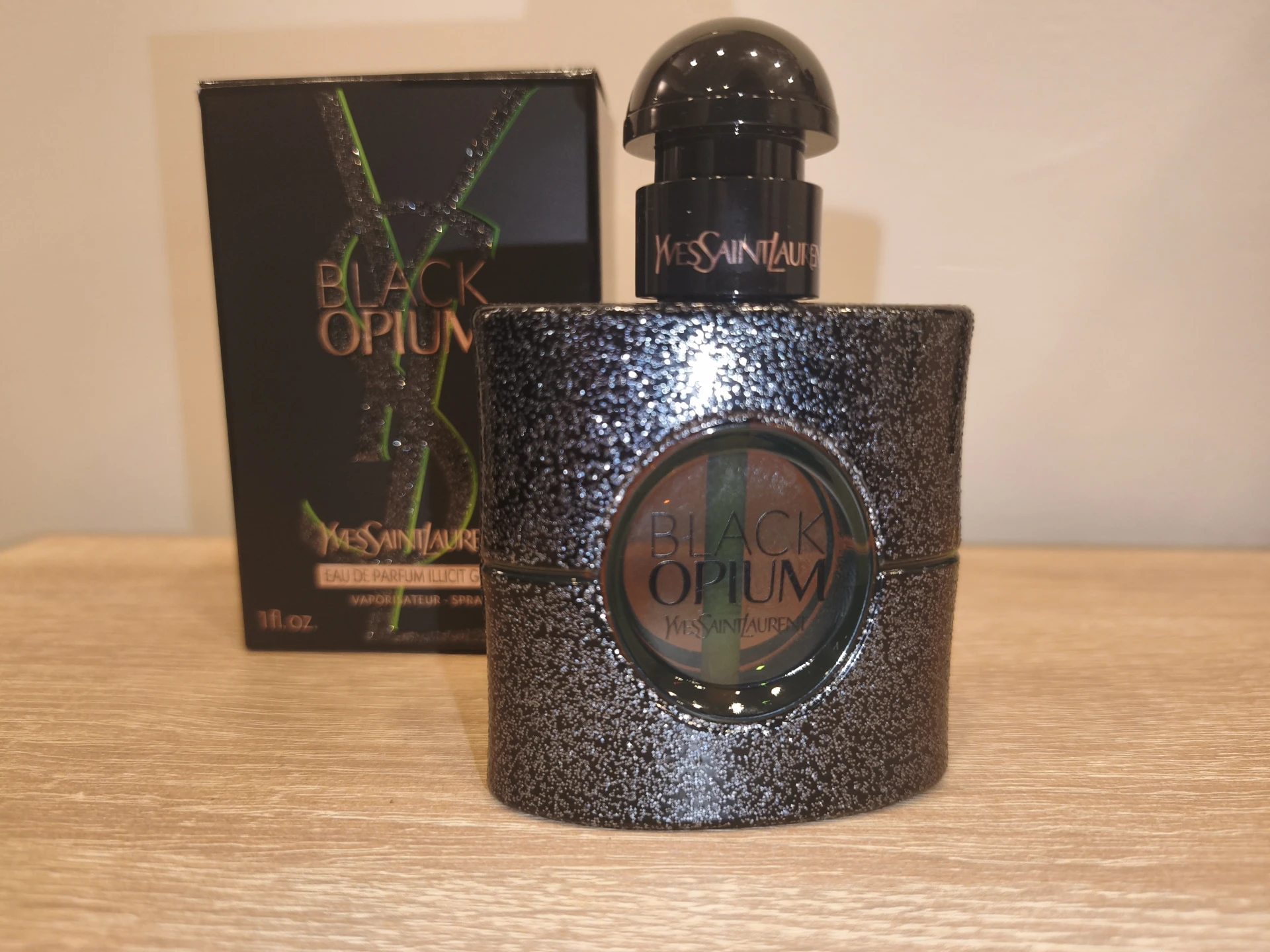 Yves Saint Laurent - Black Opium Illicit Green EDP