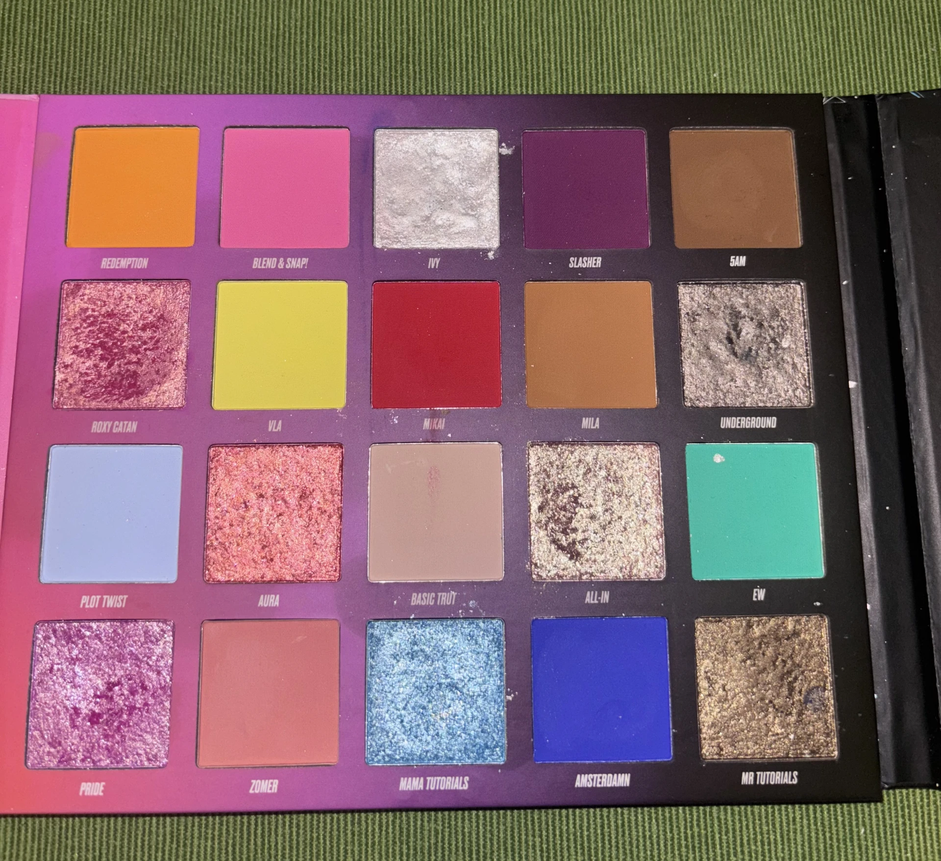 Nikkietutorials X Beauty Bay paletta