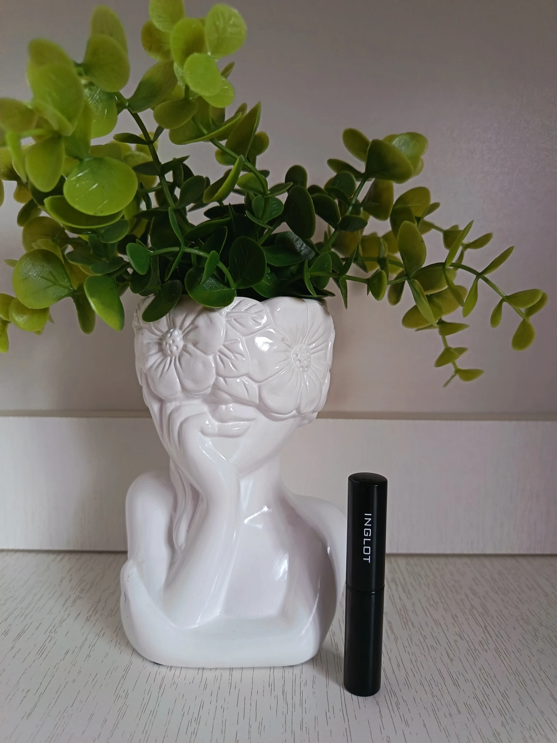 Inglot Slim Gel Ajakrúzs