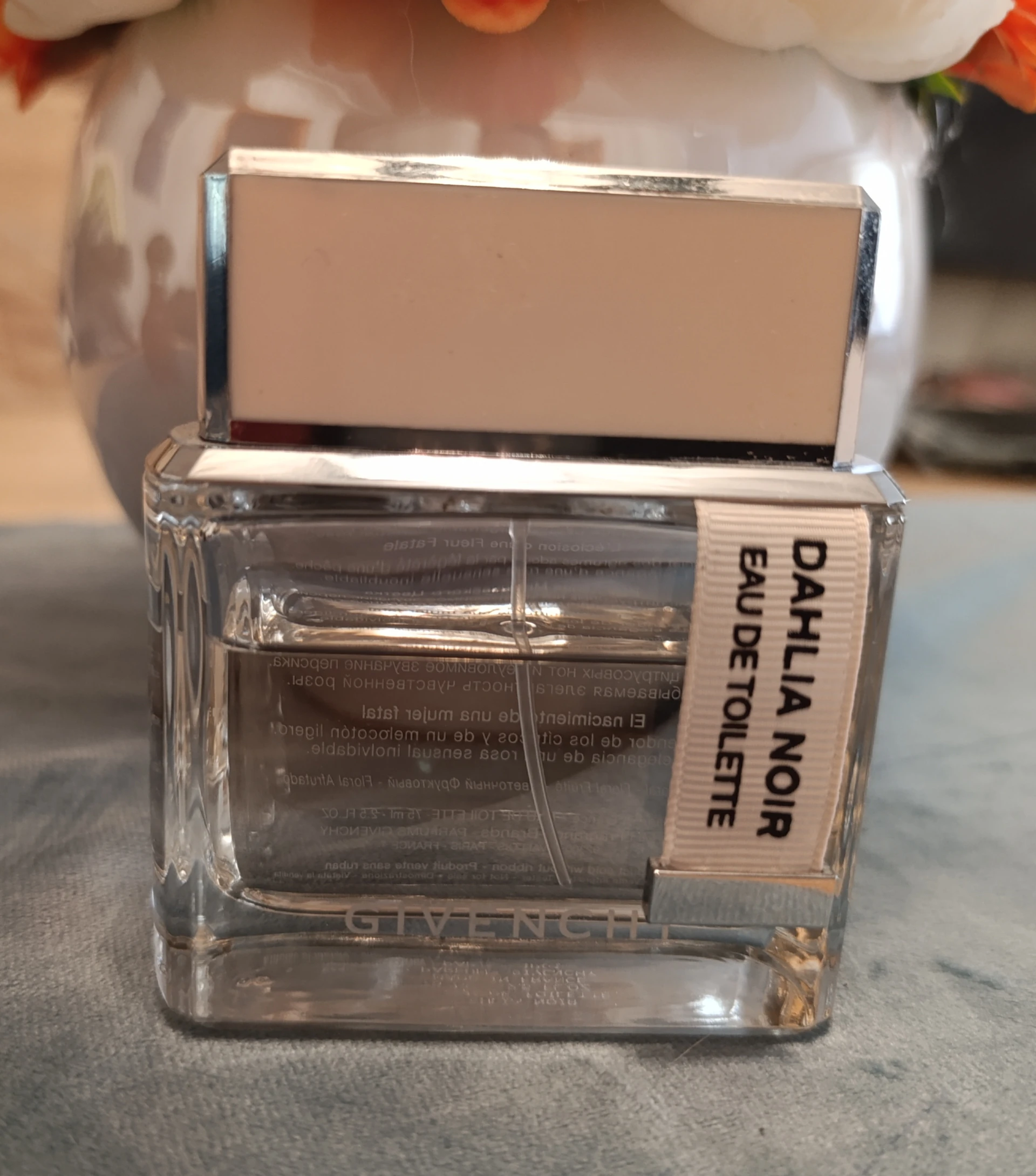 Givenchy Dahlia noir edt