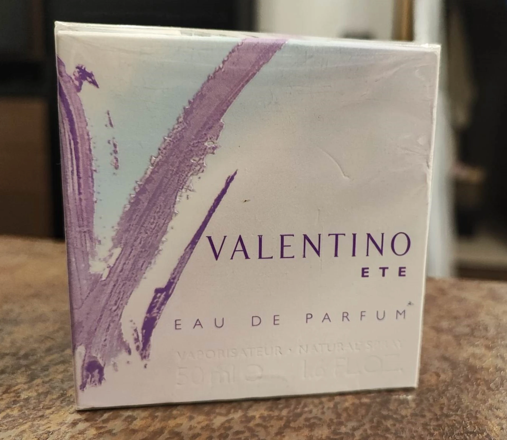 Valentino V Ete