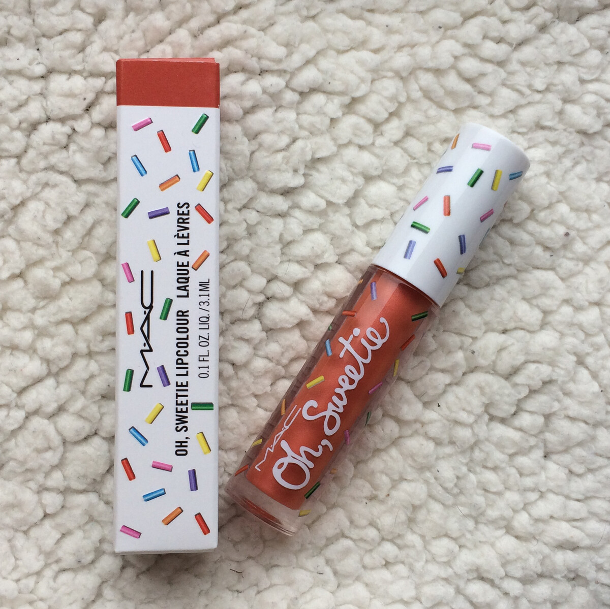 MAC Oh, Sweetie Lipcolour - CREAMY PEACH PIE árnyalat