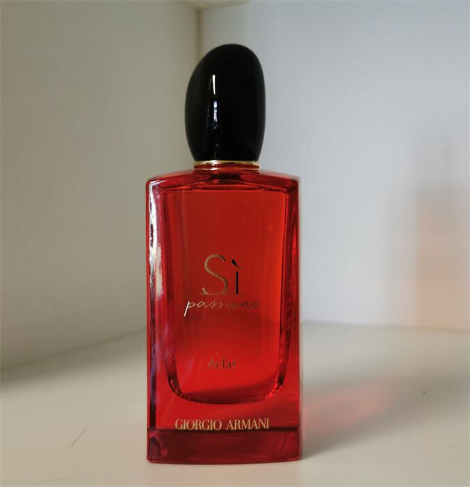 Giorgio Armani Sí Passione Eclat EDP fújósok