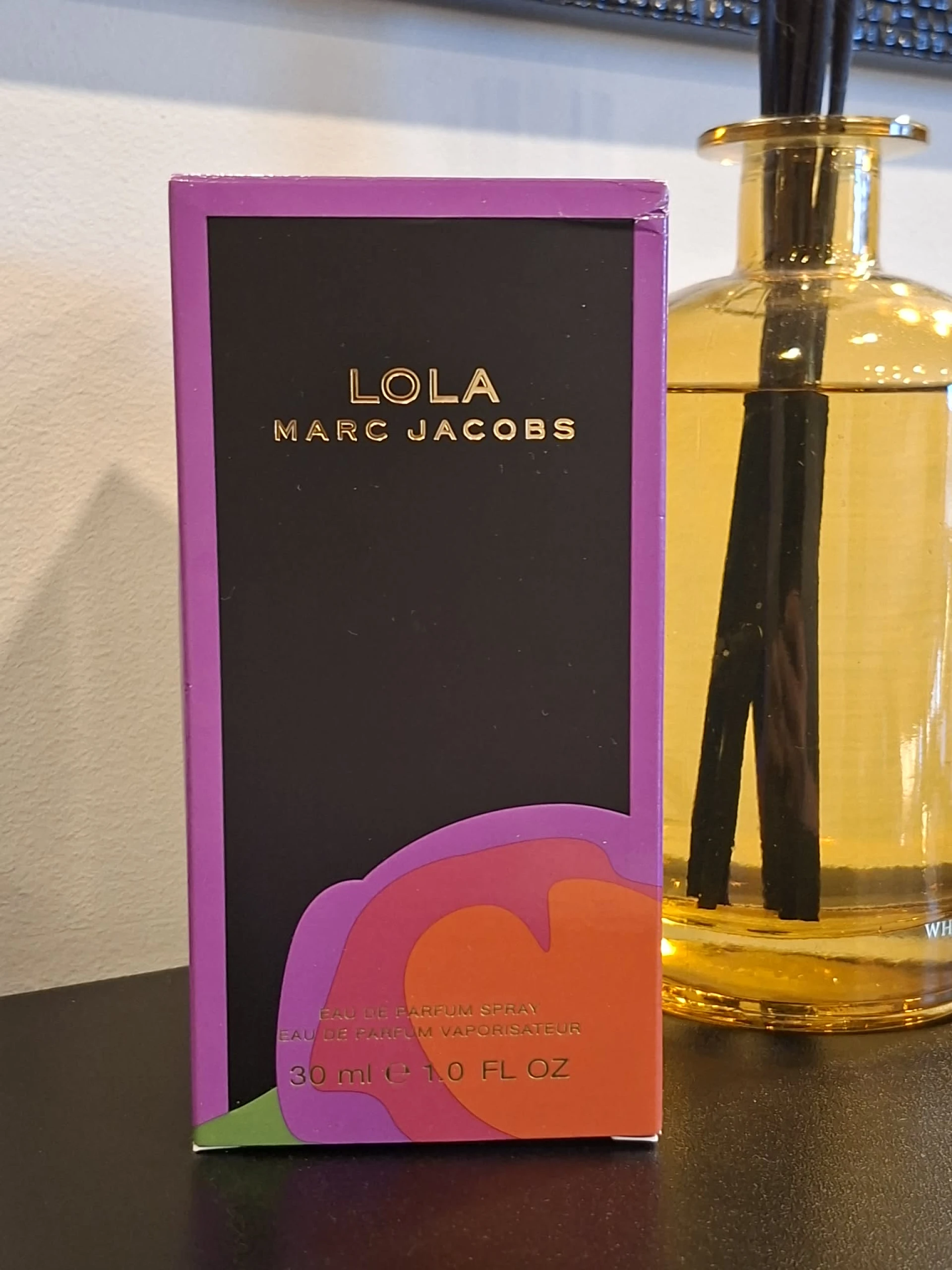 Marc Jacobs Lola