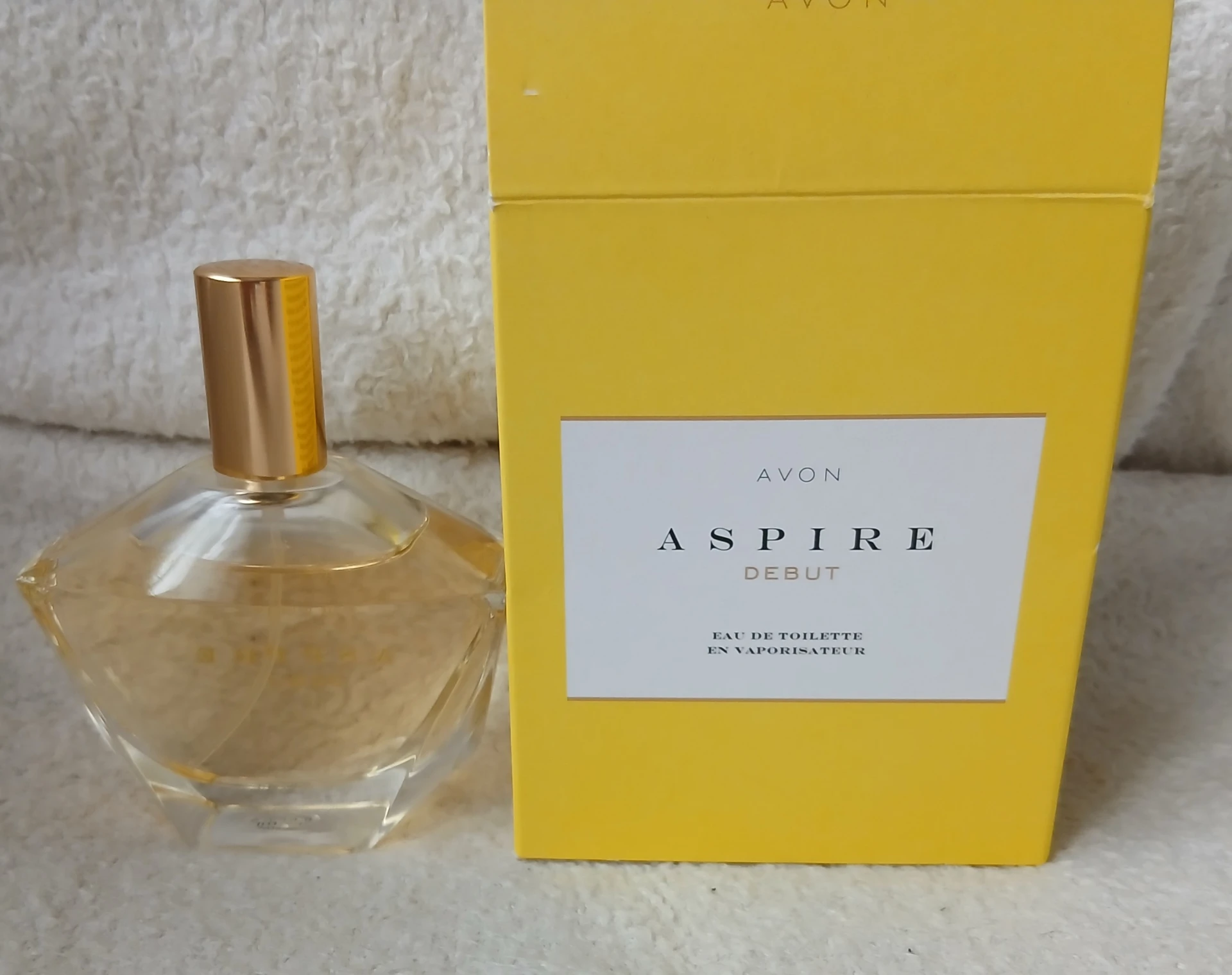 Ritka! Avon Aspire Debut parfüm eladó