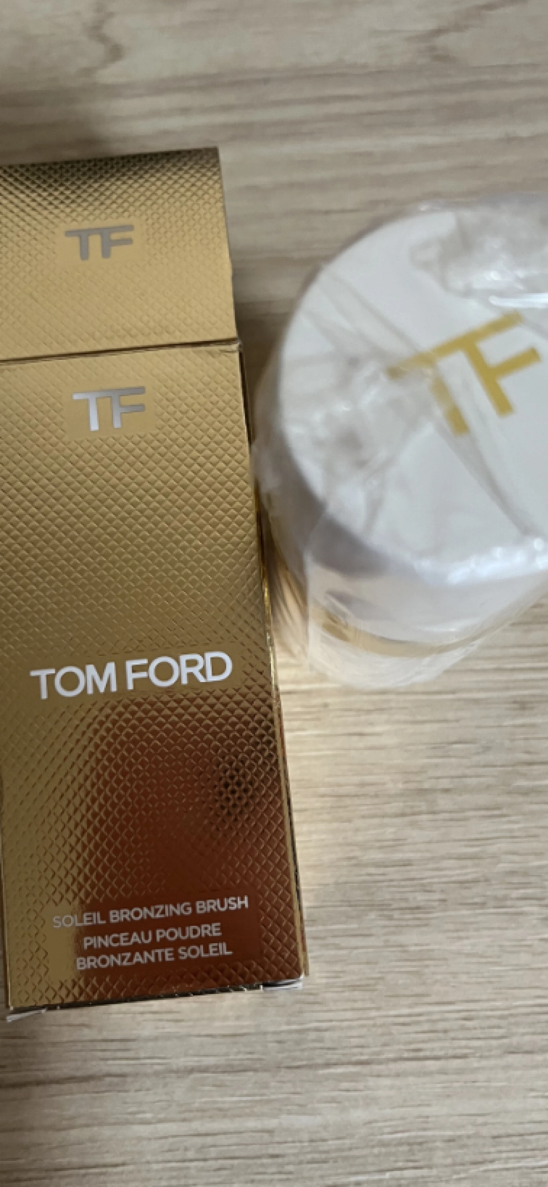 ‘Tom Ford Soleil Neige soleil Bronzing Brush