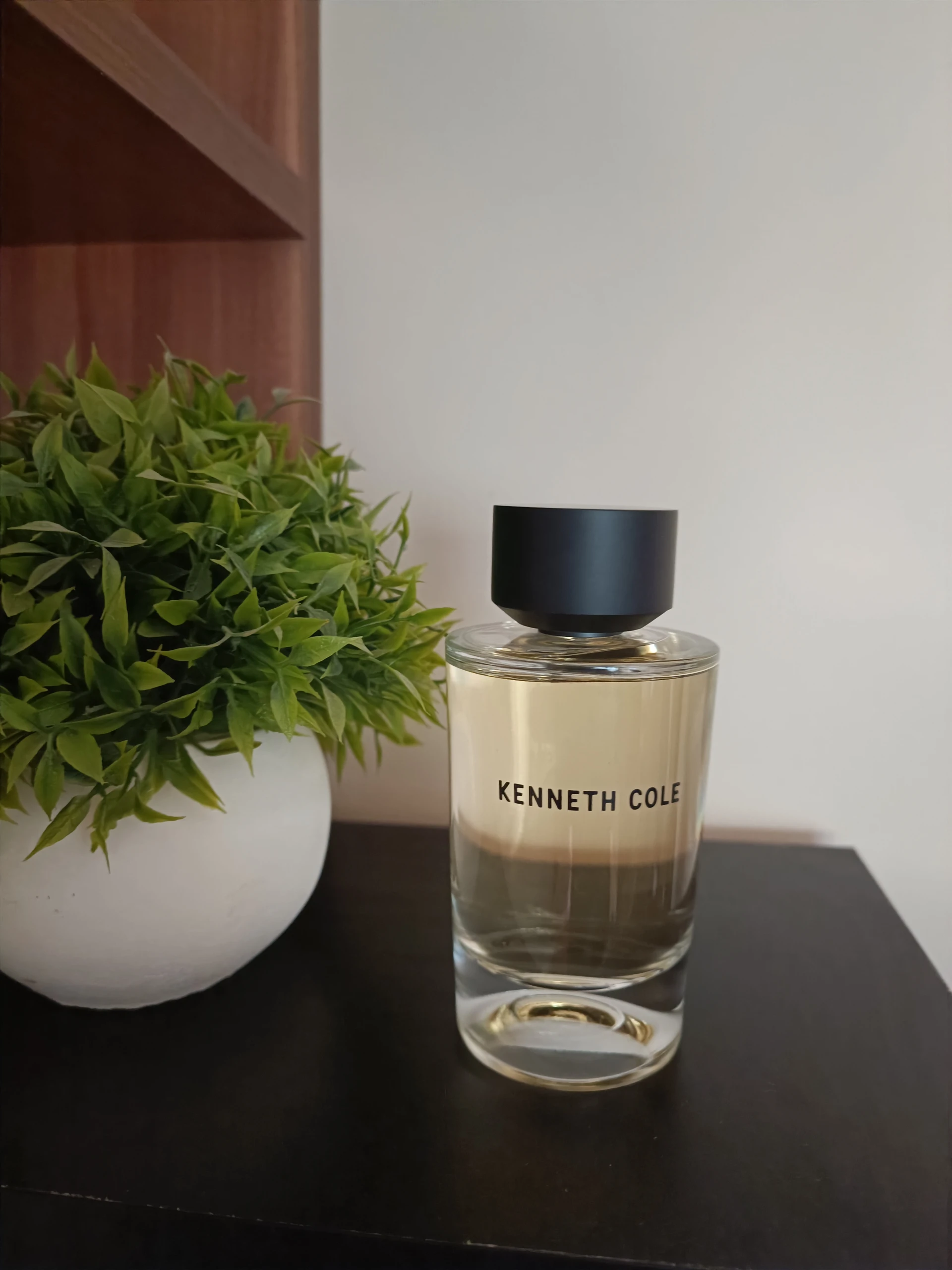 🧪 Kenneth Cole - Her