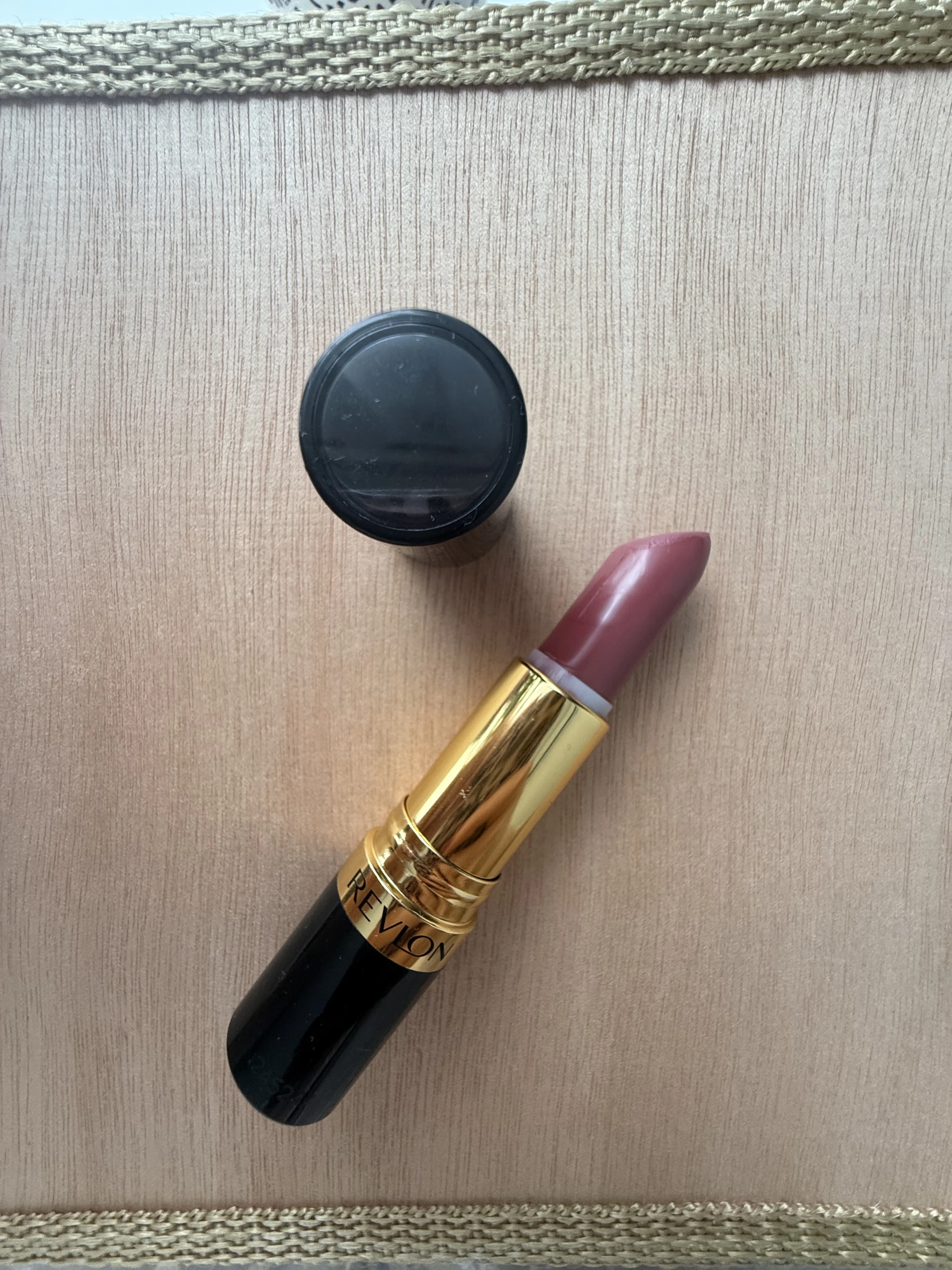 Revlon rúzs