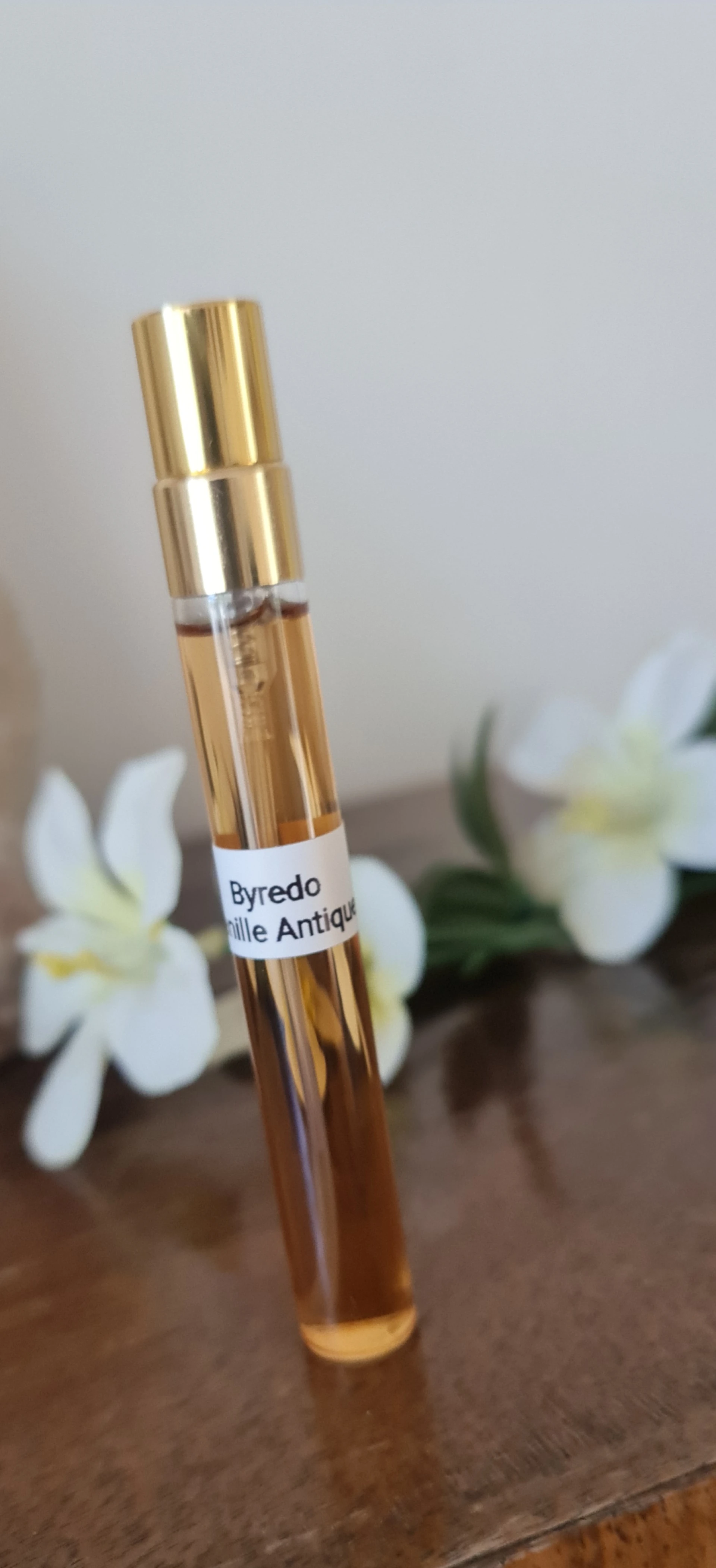 Byredo Vanille Antique EDP 10ml decant