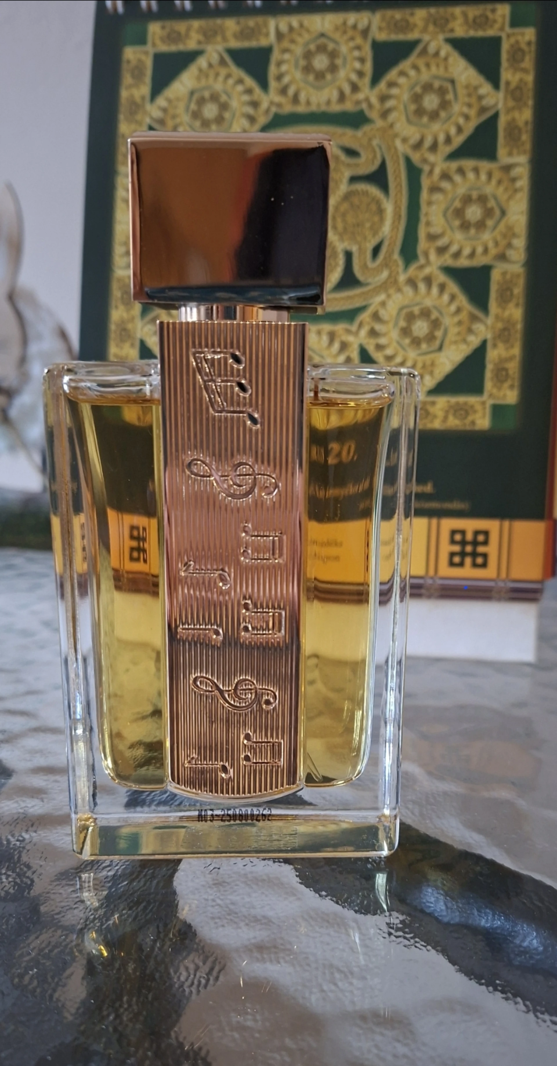 Lattafa Angham edp